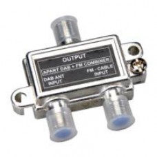 Combiner for DAB compatible tuners